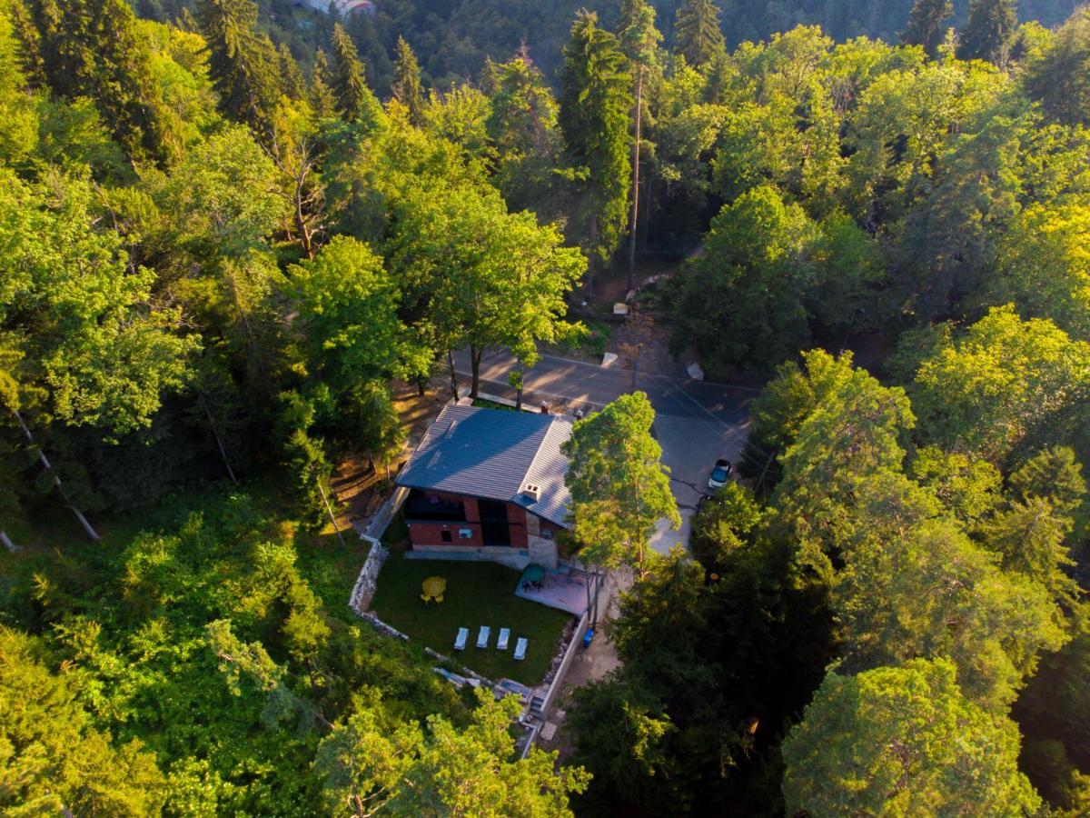 Hotel Evergreen Borjomi Bagian luar foto