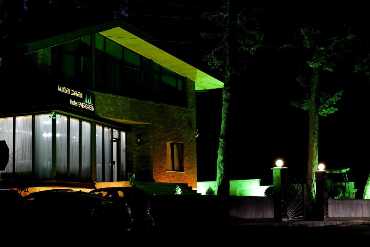 Hotel Evergreen Borjomi Bagian luar foto