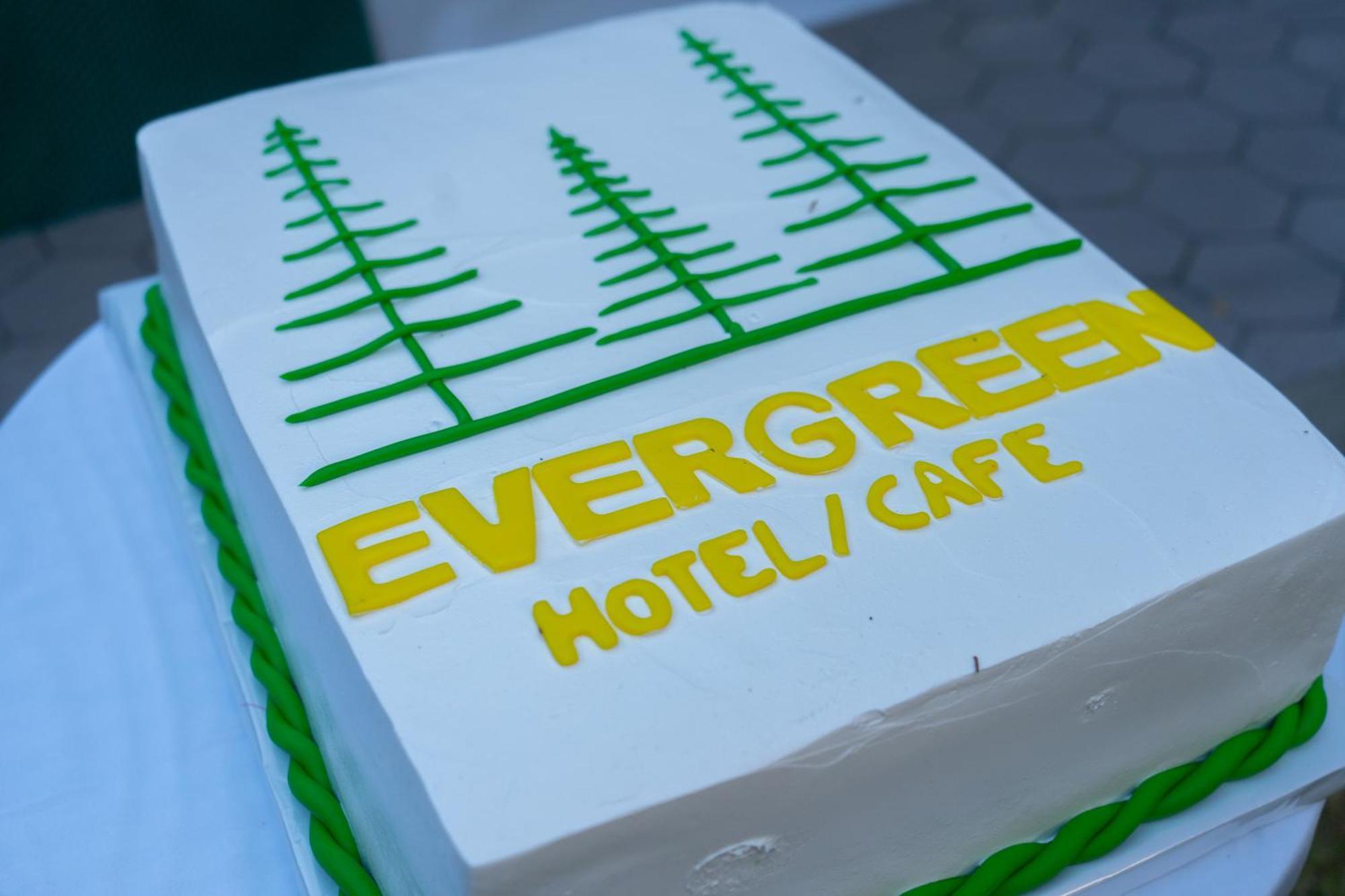 Hotel Evergreen Borjomi Bagian luar foto
